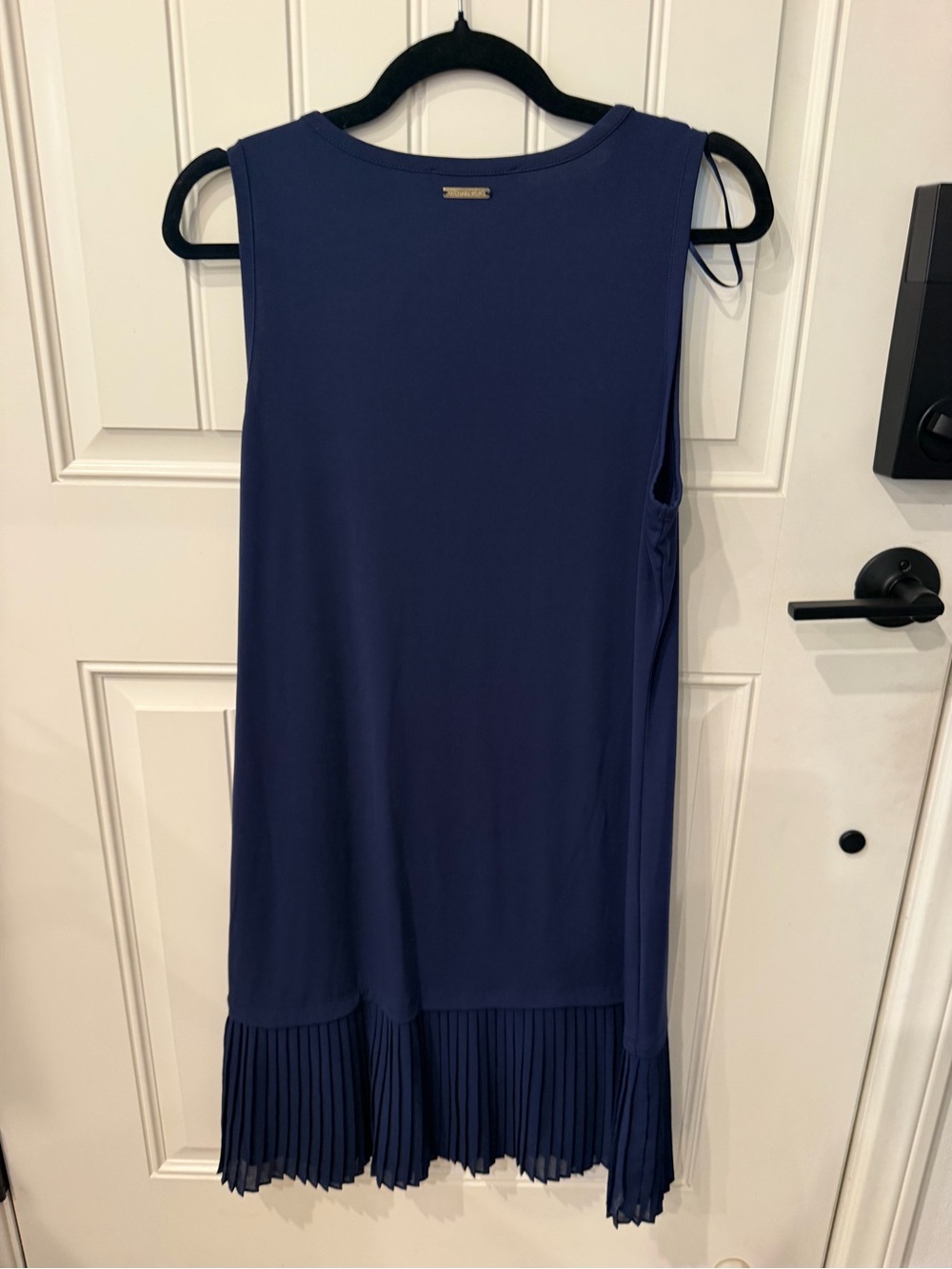 MICHAEL Michael Kors medium Navy Sleeveless Pleated-Hem Tank dress - Picture 5 of 7